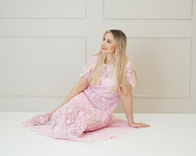 Cargar imagen en el visor de la galería, Mónica Pink
