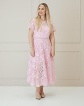 Cargar imagen en el visor de la galería, Mónica Pink
