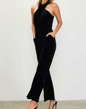 Cargar imagen en el visor de la galería, Betty Velvet Black Jumpsuit
