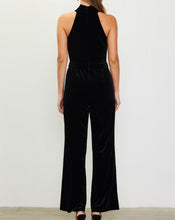 Cargar imagen en el visor de la galería, Betty Velvet Black Jumpsuit
