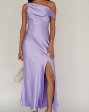 Cargar imagen en el visor de la galería, Ana Caro Lilac
