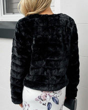 Cargar imagen en el visor de la galería, Carola Black Coat
