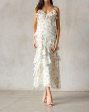 Cargar imagen en el visor de la galería, Clemen Flowers
