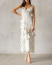 Cargar imagen en el visor de la galería, Clemen Flowers
