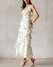 Cargar imagen en el visor de la galería, Clemen Flowers
