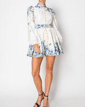 Cargar imagen en el visor de la galería, Jacky Blue Flowers
