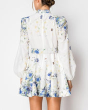 Cargar imagen en el visor de la galería, Jacky Blue Flowers
