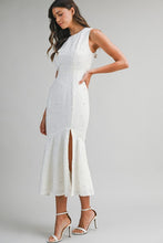 Cargar imagen en el visor de la galería, Martina White
