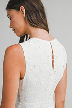 Cargar imagen en el visor de la galería, Martina White
