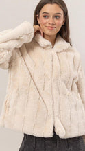 Cargar imagen en el visor de la galería, Nina Ivory Coat
