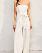 Cargar imagen en el visor de la galería, Claudina White Jumpsuit
