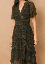 Cargar imagen en el visor de la galería, Minerva Black Gold Midi
