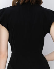 Cargar imagen en el visor de la galería, Tessy Black Jumpsuit
