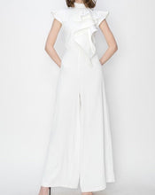 Cargar imagen en el visor de la galería, Tessy White Jumpsuit
