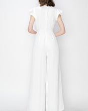 Cargar imagen en el visor de la galería, Tessy White Jumpsuit
