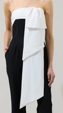 Cargar imagen en el visor de la galería, Valentina Black/White Jumpsuit
