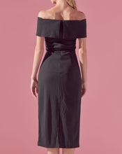 Cargar imagen en el visor de la galería, Taylor Off Shoulder Black
